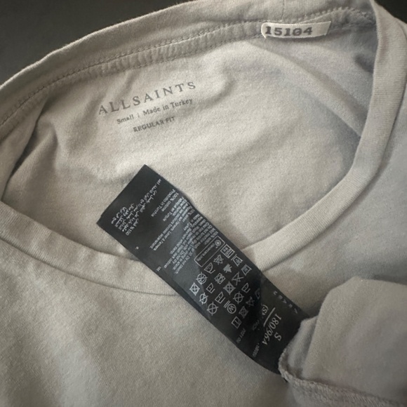 AllSaints T Shirt Small Gently worn 100% cotton 19" armpit to armpit - Picture 4 of 4